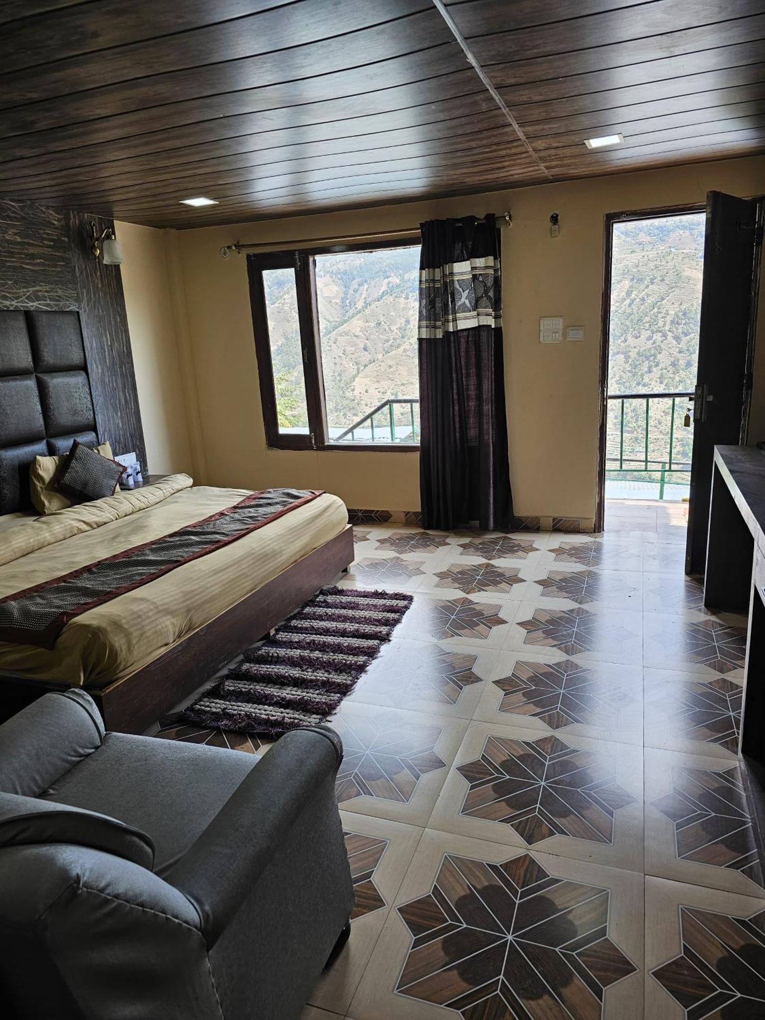 Little Heart Resort Chail Exteriér fotografie